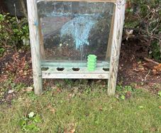 plum discovery painting easel