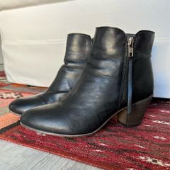 ALDO - Black ankle boots with heal - size 39