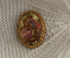 brooch