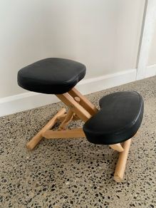 ergonomic stool