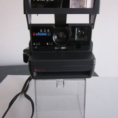 Polaroid 636 Close Up Vintage Instant Camera.