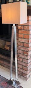 Floor lamp