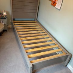 Single bedframe