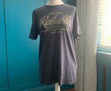 Jack and Jone men's t shirt. Size L