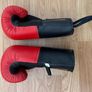 Box punching bag and gloves Image 7