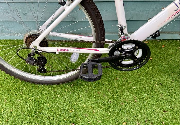 Apollo Jewel Ladies Mountain Bike - White