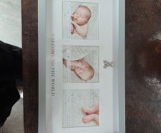 Baby picture frame