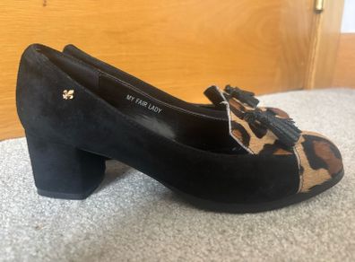 Bourbon by Amy Huberman Suede Heels UK 3