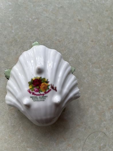 Royal Albert Old Country Rose Pisy Fliwers & Pepper& Salt set