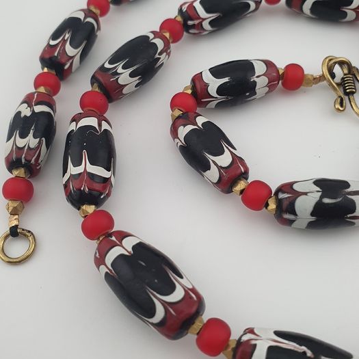 Antique Venetian Style Black Trade & Red Venetian Whiteheart Glass Beads Necklace
