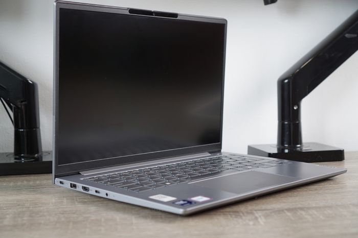 Lenovo ThinkBook 14 G7 | Core Ultra 5 | 16GB | 256GB