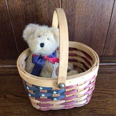 Boyd Bear Jackie BearAmerican with her American basket Collectible (not a toy)