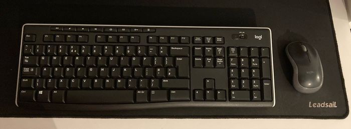 Logitech Wireless Mouse M185 + Keyboard K270
