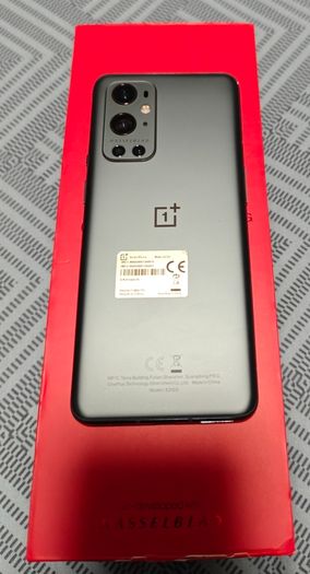OnePlus 9 pro 12+256gb