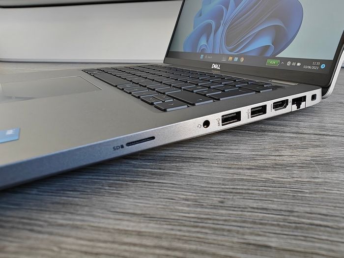 Dell Latitude 5430 Laptop | i5 | 16GB | 256GB | 14" FHD