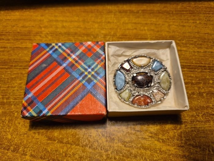 Vintage Celtic Stones Brooch