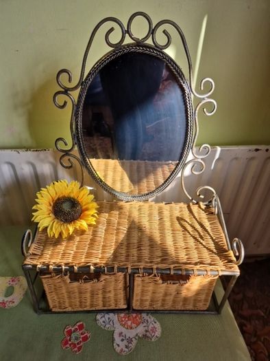 Vintage Mirror with baskets