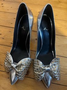Beautiful silver Ted Baker bow shoes