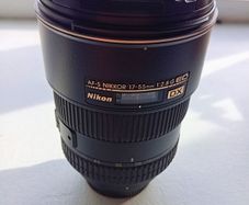 Nikon Af-s Dx 17-55mm F/2.8g If-ed