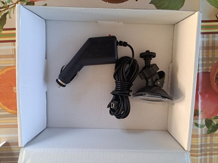 Dashcam with 32gb memory card included