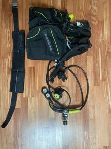 Scuba- BCD & Regs set.  Male (S) / Female (M)