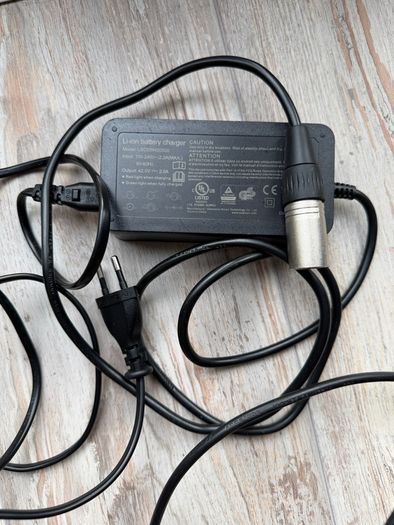 Battery chargers  48V-42V-42V