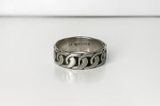 Sterling Silver Ring with Engraved Chain Design