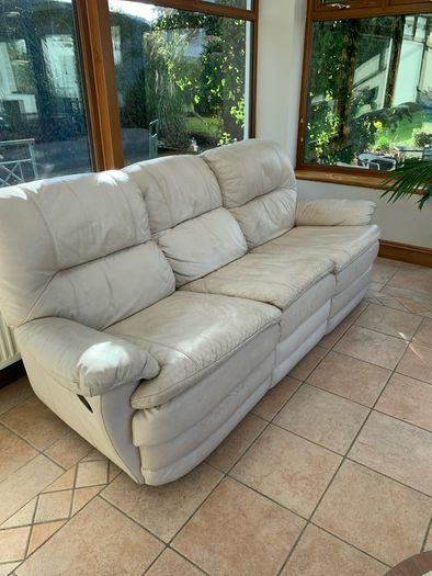 Reclining couch