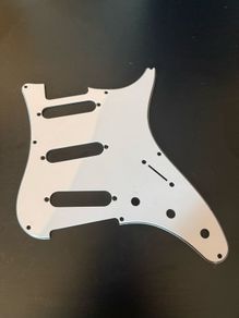 PRS Silver Sky white pickguard