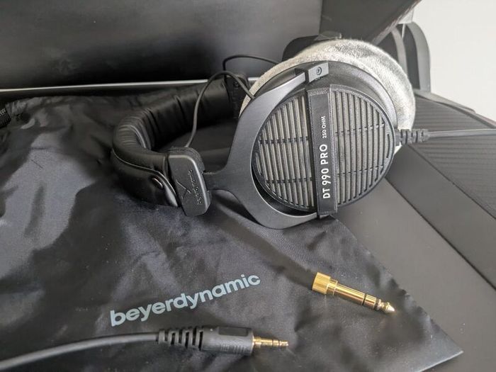 Beyerdynamic DT 990 Pro Headphones 250 Ohm