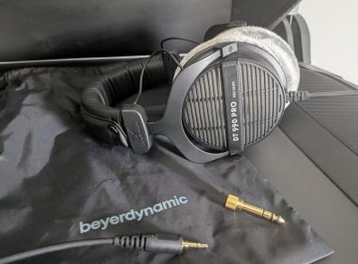 Beyerdynamic DT 990 Pro Headphones 250 Ohm