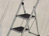 main image for ad 2 Step Ladder
