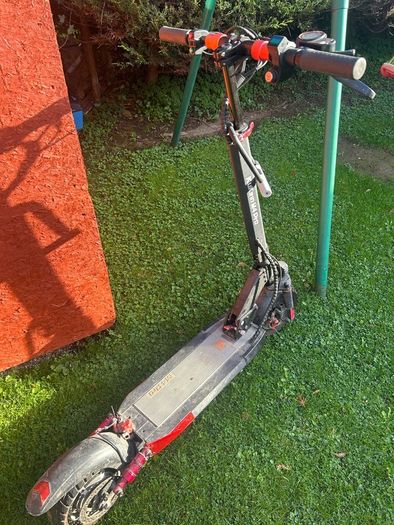 electric scooter,with battery