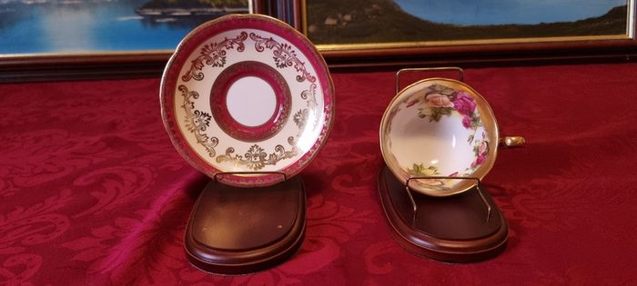 For Collectors Vintage Mixed Royal Chelsea Golden Rose And Aynsley Fine Bone China Gold Gilt Cabinet Dou Teacup And Saucer Set Made In England