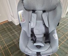 Joie iSpin 360 car seat