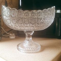 luxury Glass footed fruit bowl
