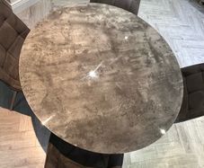 Table & 4 Chairs