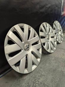 VW polo wheel caps