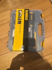 dewalt