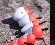 fishing floats&hooks & sinkers