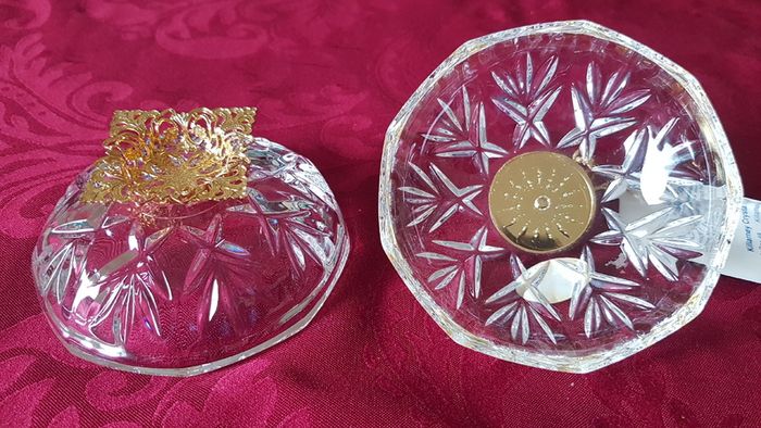 Killarney Crystal Cut Crystal Glass Happy Birthday Lidded Jewelry Dish / Bowl With 24 Carat Gold Cover Handle and Footed Base Finishing Made In Ireland