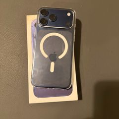 iphone 17 pro max 256GB (IRISH STOCK) 100% Battery Apple warranty till January 2027 (Mint Like New) Free screen protector and phone cover NAVY BLUE RECEIPT