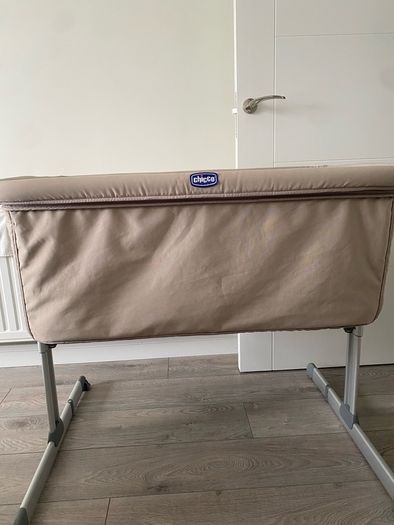 Chicco Bedside Crib