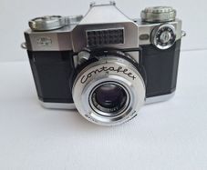 vintage zeiss ikon contaflex camera with case carl zeiss tessar lens not tested