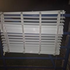 hillary's venetian blinds
