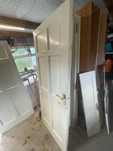 2 internal doors