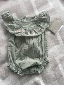 baby girl romper 0-3m mamas and papas brand new