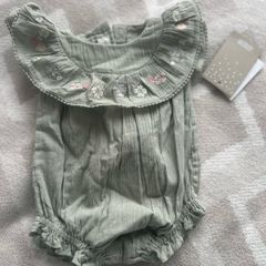 baby girl romper 0-3m mamas and papas brand new