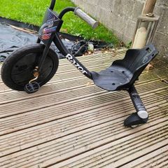 Razor trike
