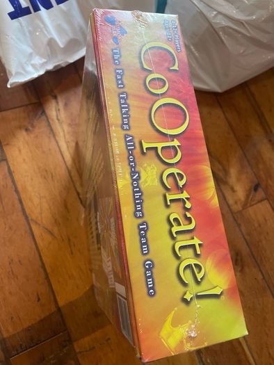board game Drumond Park Cooperate